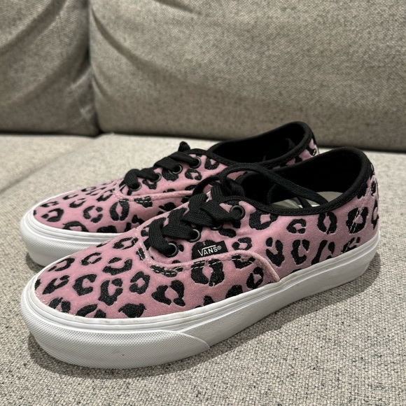 BNWT Leopard print Vans - Picture 2 of 5